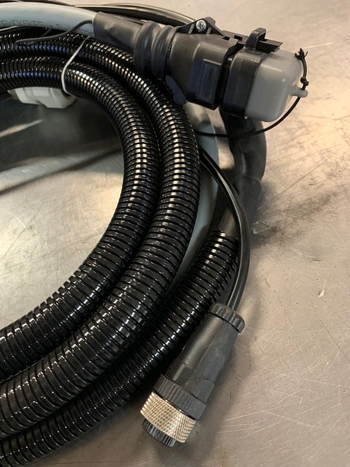 Aggregatkabel 23 pin microprop - Dagenborg Maskin AS
