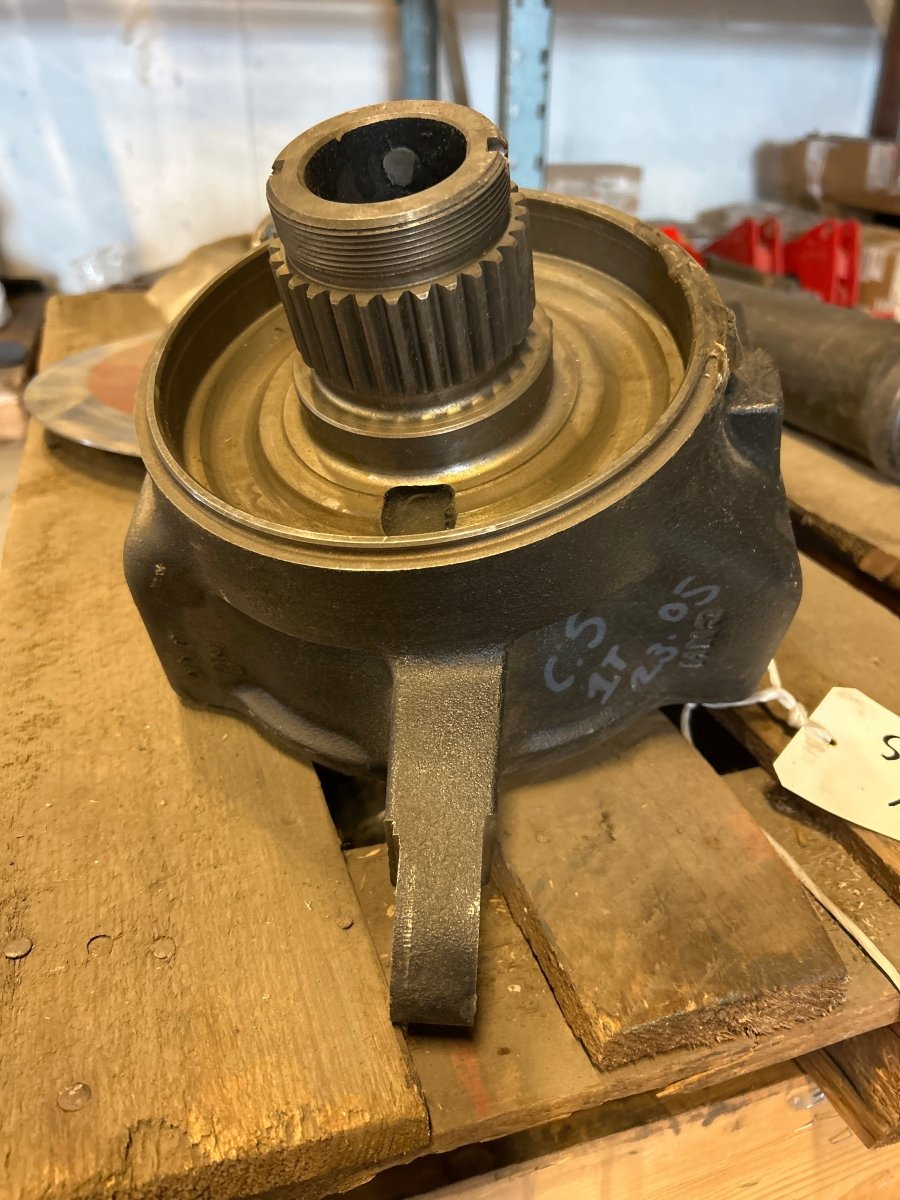 Knokkelhus R.H 42mm Farmall/TD5/TLA/JX80/JX90/JX95/JX1090U/JX1100U - Dagenborg Maskin AS