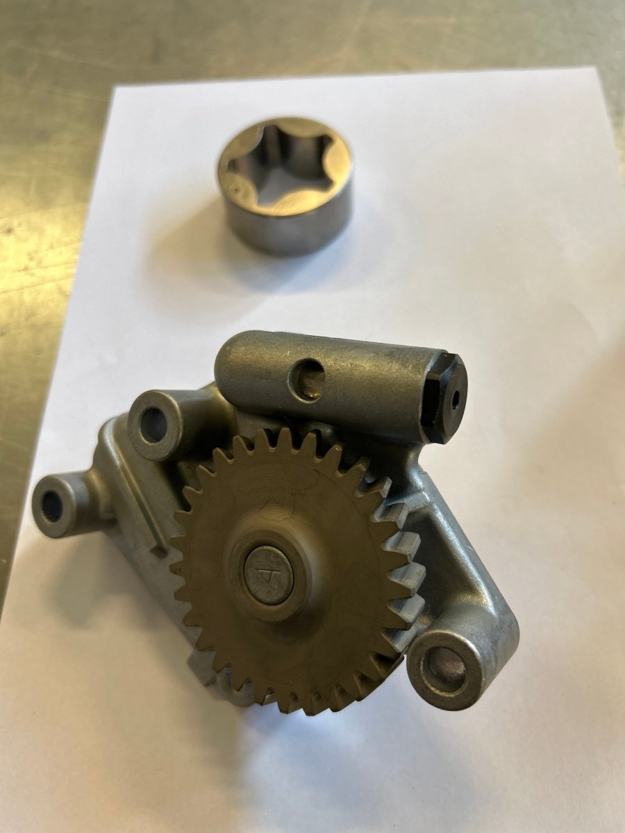 Oljepumpe Yanmar - Dagenborg Maskin AS