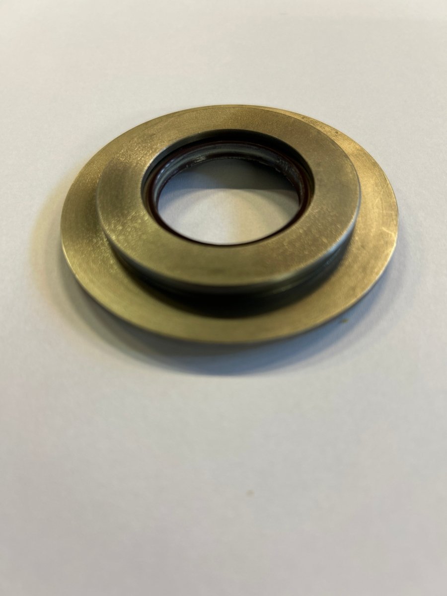 Oljetetting Hyraulikkpumpe CX75SR/CX80 - Dagenborg Maskin AS