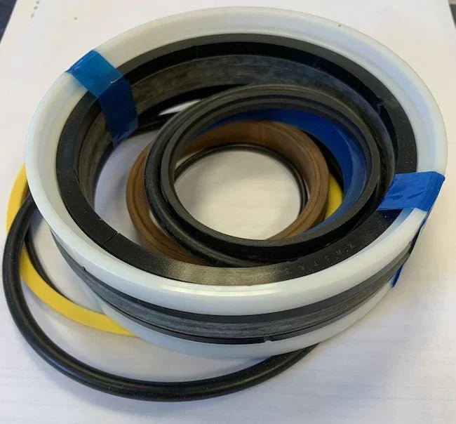 7011130 pakningssett dozerskjær Poclain - Dagenborg Maskin AS