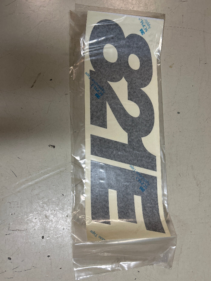 Decal 821 E