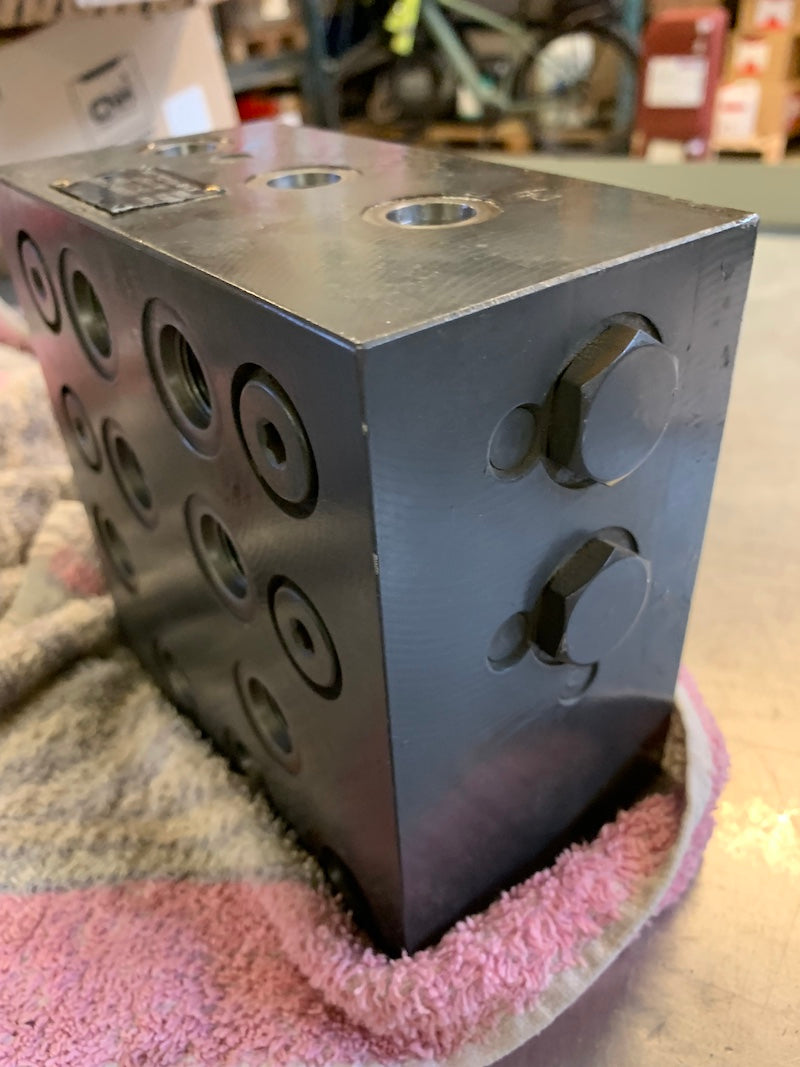 Ventilblokk hydraulikk CX245D