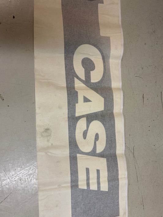 DECAL "CASE" v.s. sidedør - Dagenborg Maskin AS