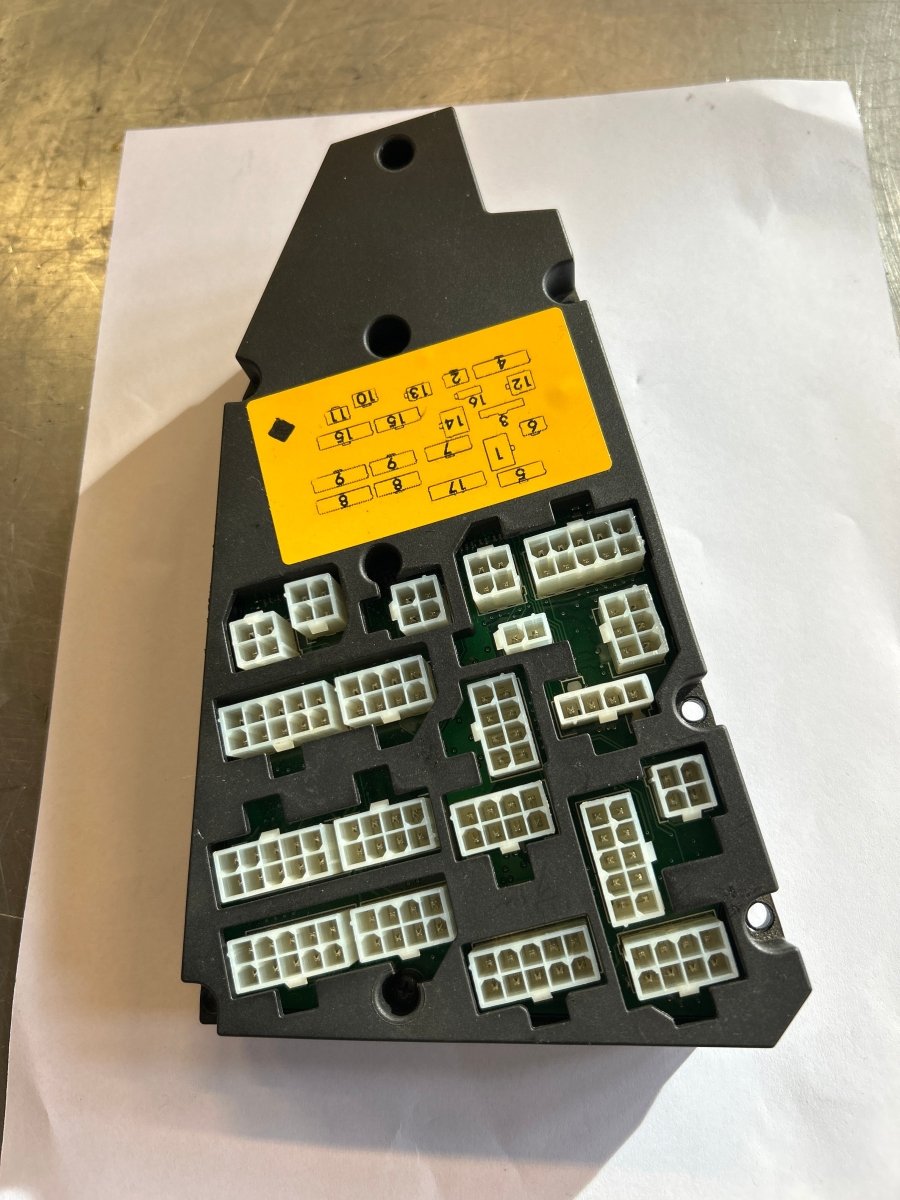 ECU for Kontrollmodul Armlen Puma/Magnum/ Maxxum / T8 - Dagenborg Maskin AS