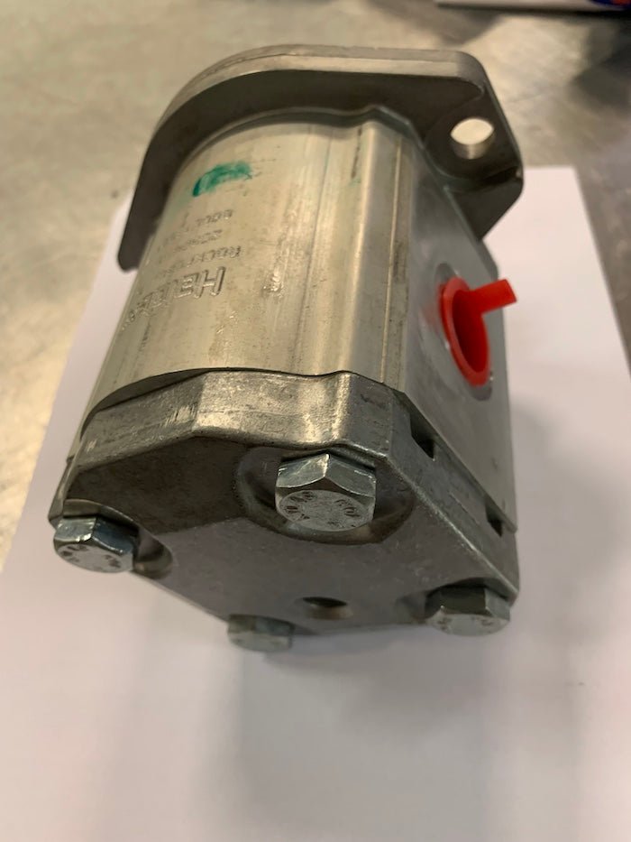 Hydraulikkpumpe C - og B - serie hjullaster. - Dagenborg Maskin AS