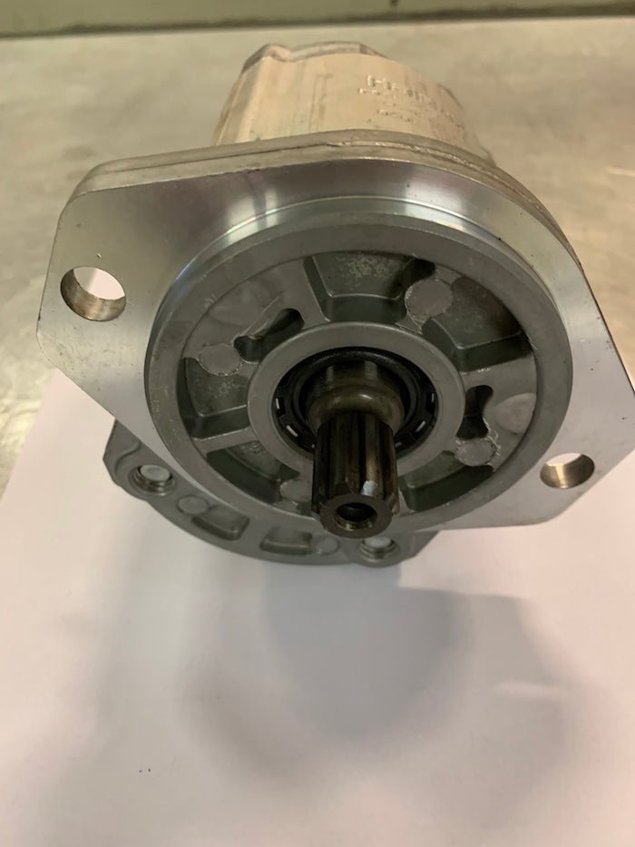 Hydraulikkpumpe C - og B - serie hjullaster. - Dagenborg Maskin AS