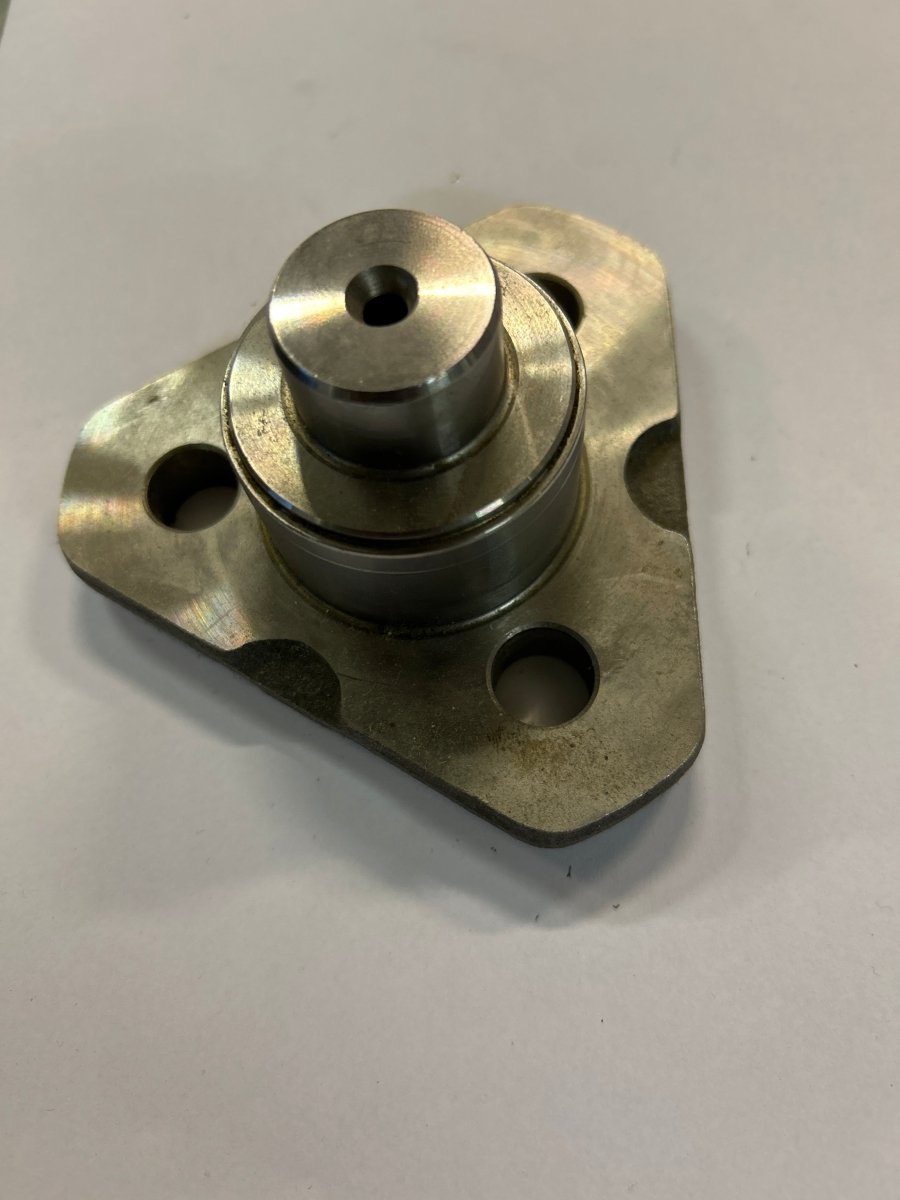 Kingbolt nedre 580SK - SLE - Dagenborg Maskin AS
