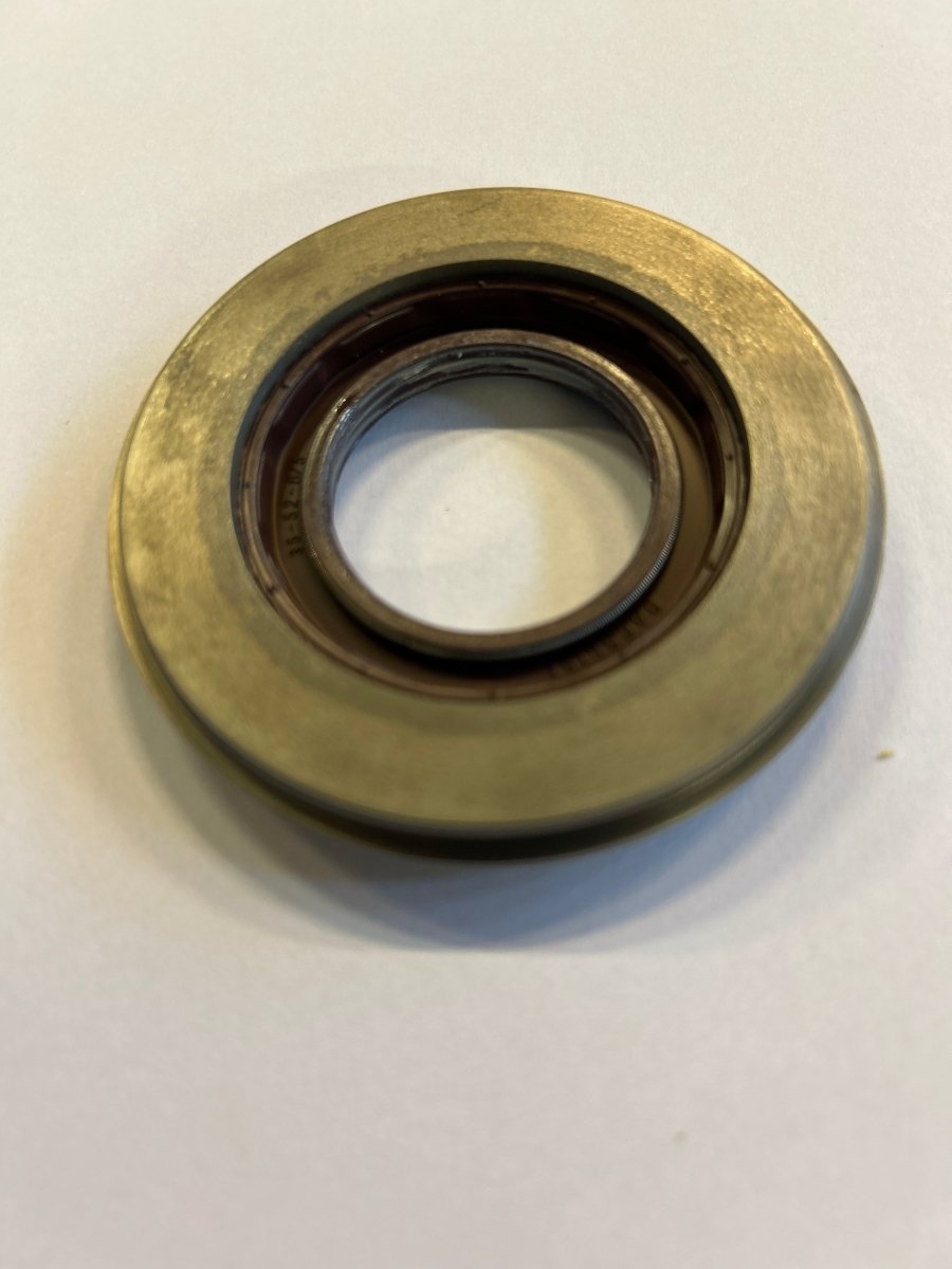 Oljetetting Hyraulikkpumpe CX75SR/CX80 - Dagenborg Maskin AS