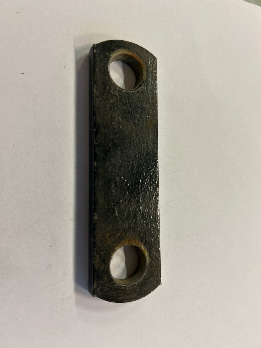 Plate 116x33x8mm senter - senter 88mm - Dagenborg Maskin AS