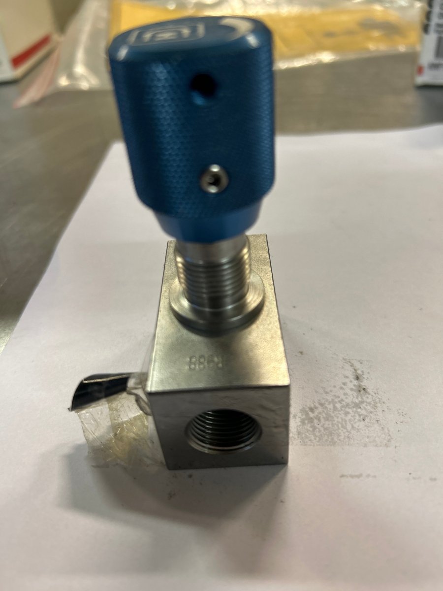 Strupeventil 3/8" 350 bar - Dagenborg Maskin AS