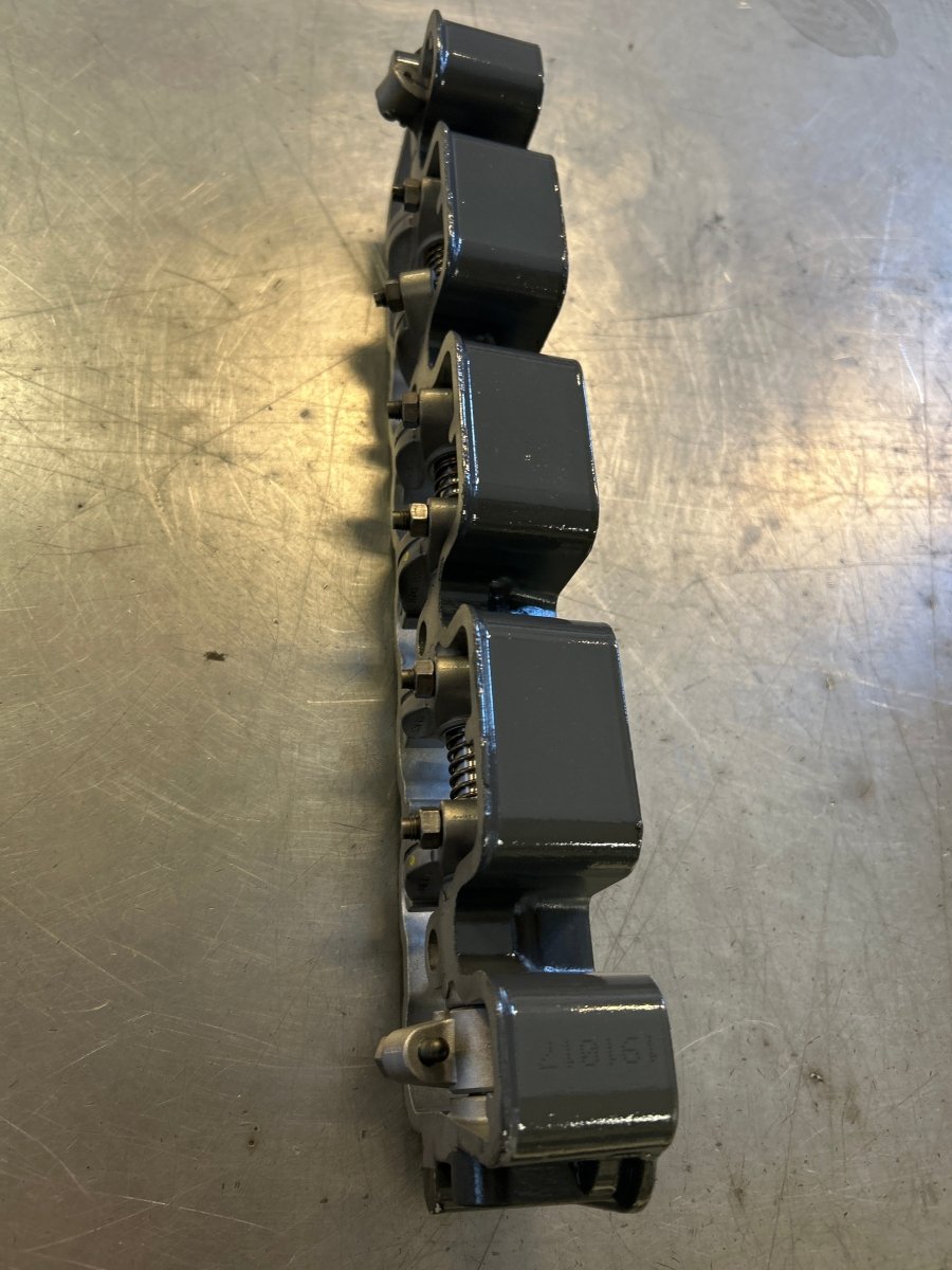 Vippearm Motor Skid Steer - Dagenborg Maskin AS